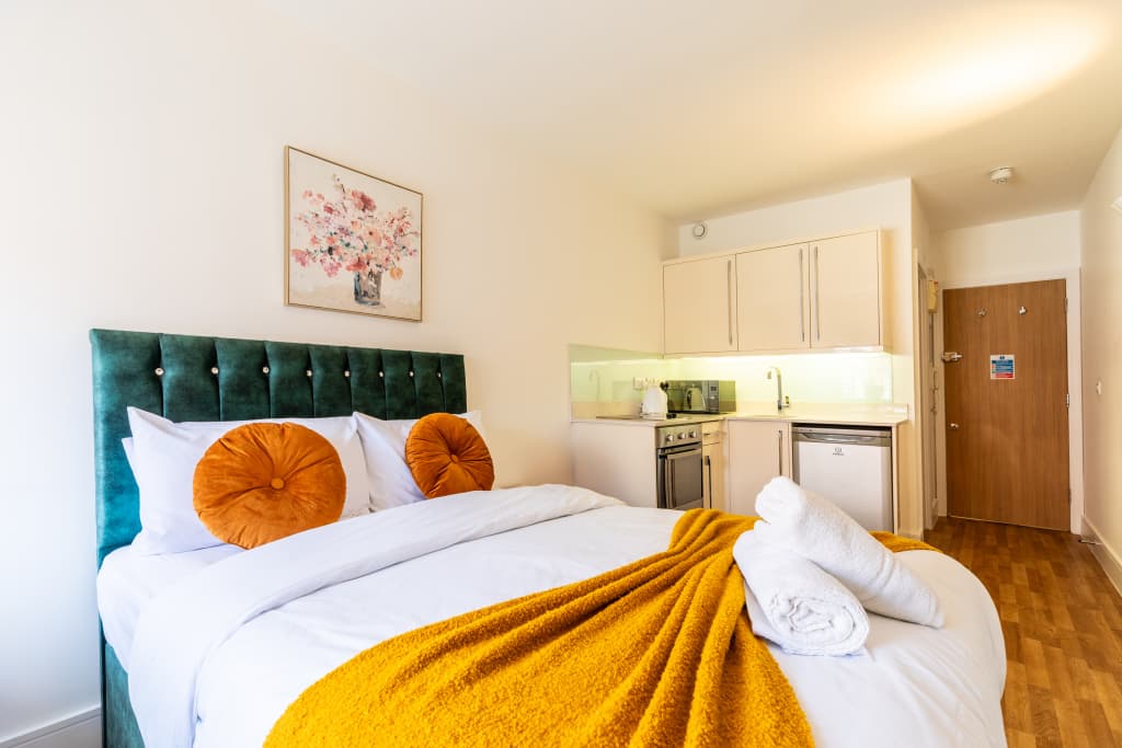 Kensington High Street Suites | Angels View Estates